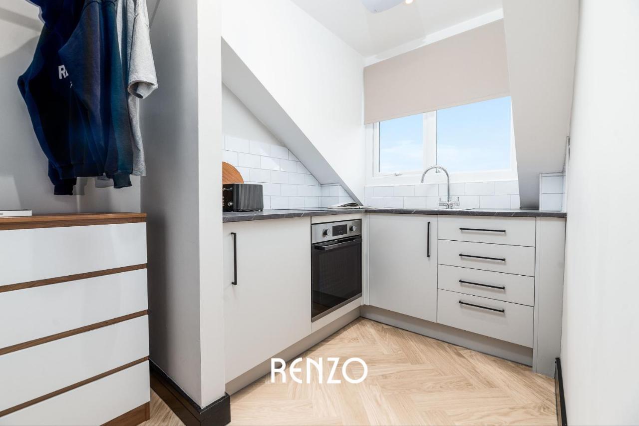 Stunning Studio Apartment In Derby By Renzo, Free Parking, Well Equipped Kitchen! Exterior photo